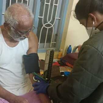 Comprehensive Medical Aid and Holistic Support for Vulnerable Elderly